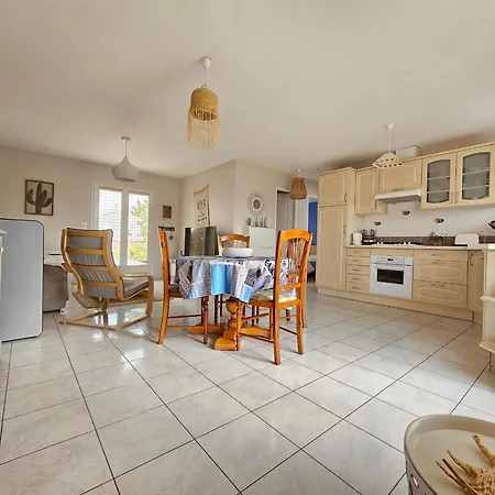 Casa de Férias Charmante Maison Au Calme Sud Vendee Proche - Fr-1-476-165